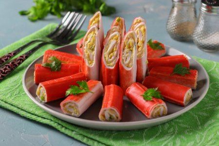 Чипсы из крабовых палочек в аэрогриле: 5 простых и аппетитных рецептов2