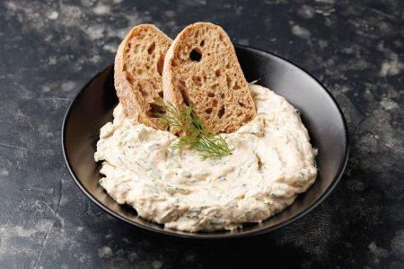 Шпроты на бутерброды: 6 простых и вкусных рецептов намазки7