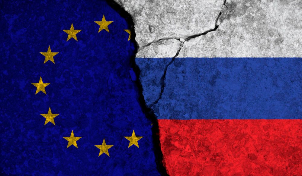 Поляки требуют ударов по России: шокирующее заявление Сикорского и ответ из Москвы0